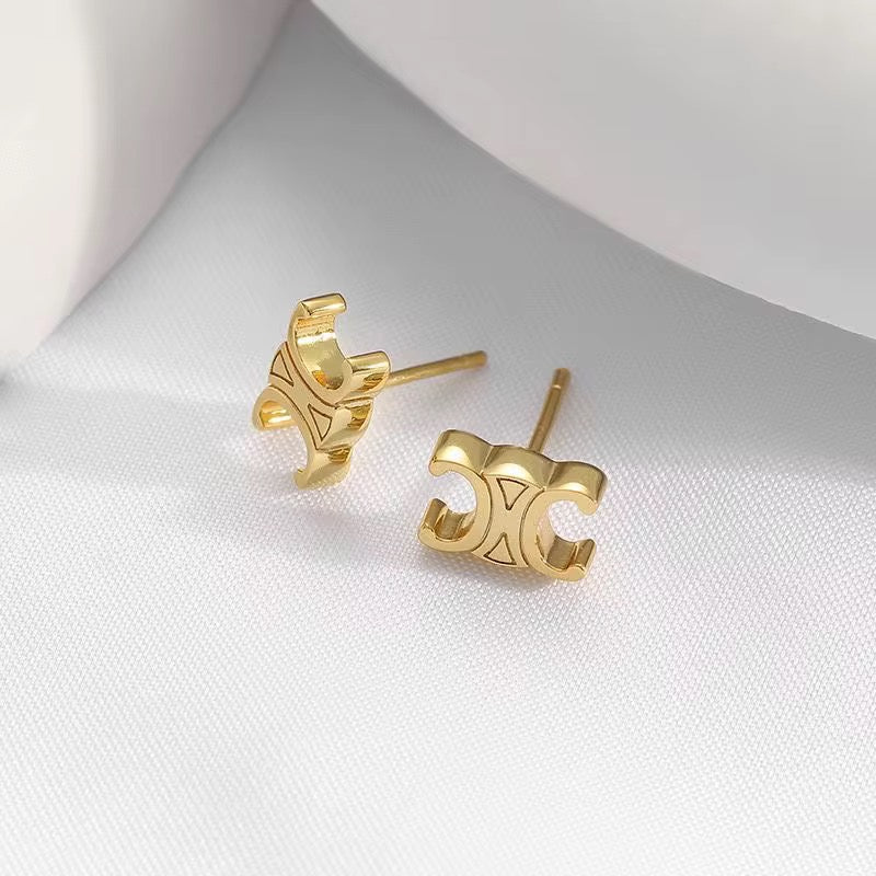 C Premium Studs - GOLD