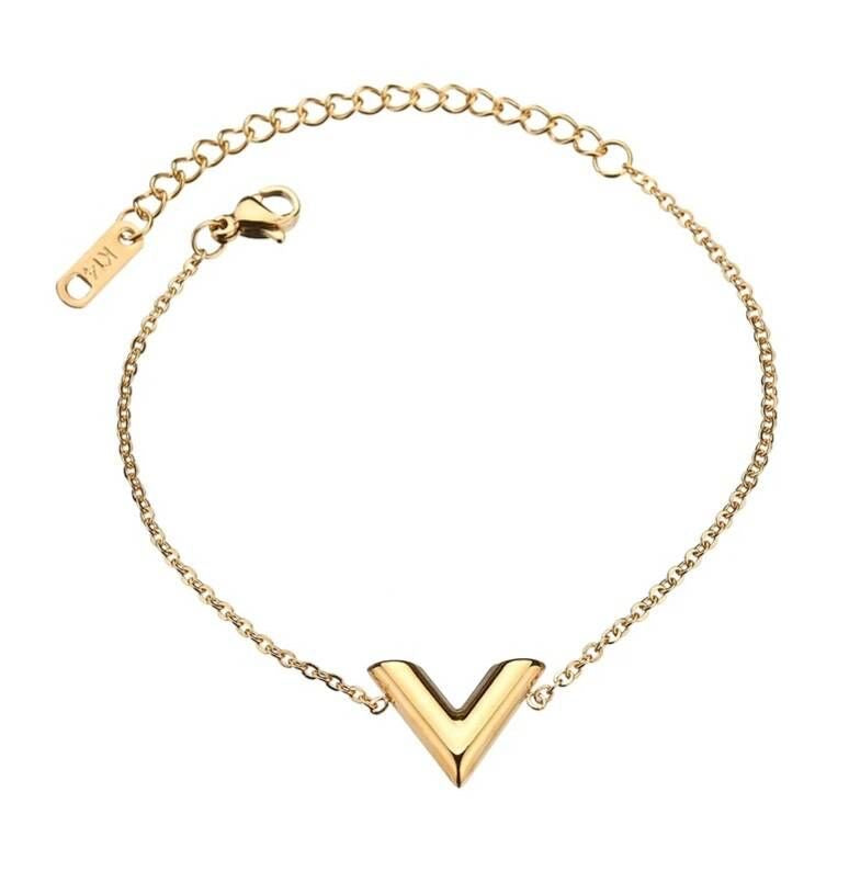Vera (V) Bracelet