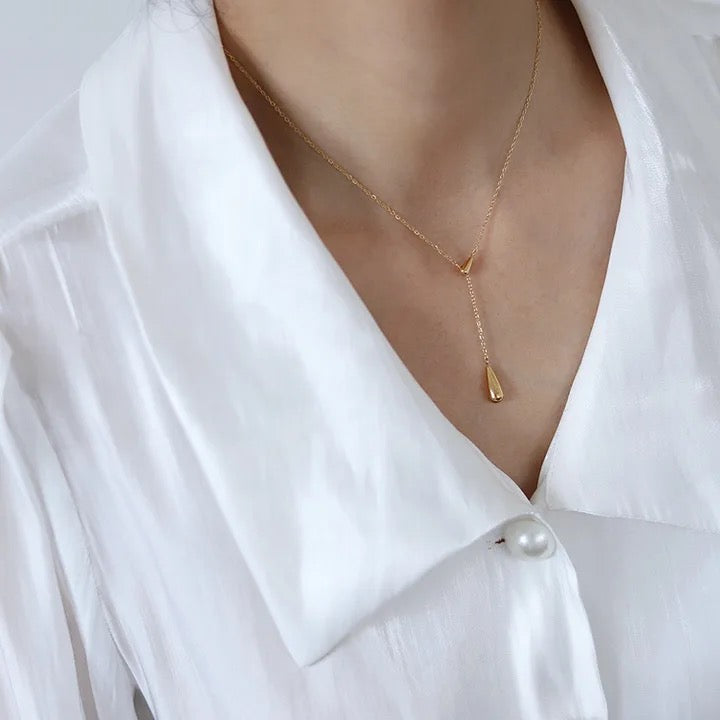 Anita drop Necklace
