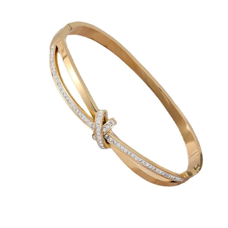 Oliver Bangle - Gold