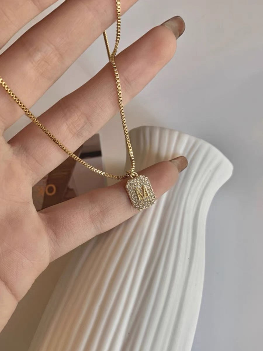 (M) Necklace