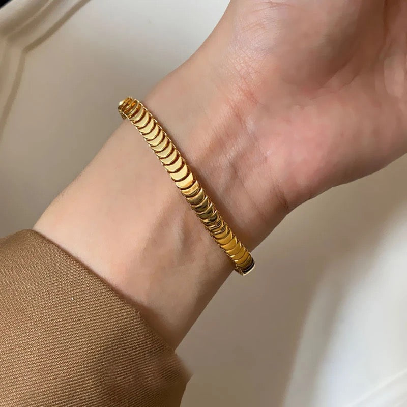 Alexa Bracelet