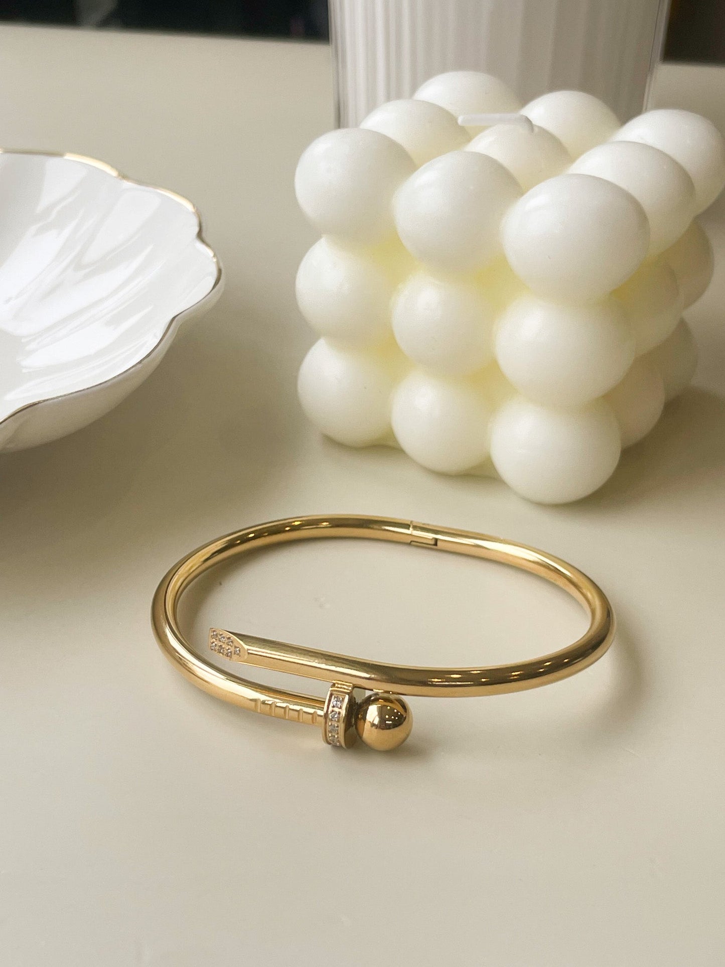 Pearl Bangle - Gold